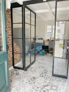 Stahl Meister Stahl Loft Tuer Einzeltuer Pivot Schwingtuer Designtuer Stahlrahmen Loftdoor Windfang Raumtrenner Glastrennwand Img 7821