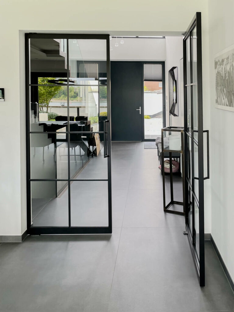 Stahl Meister Stahl Loft Tuer Pendeltuer Doppeltuer Pivot Schwingtuer Designtuer Stahlrahmen Loftdoor Windfang Raumtrenner Img 7818