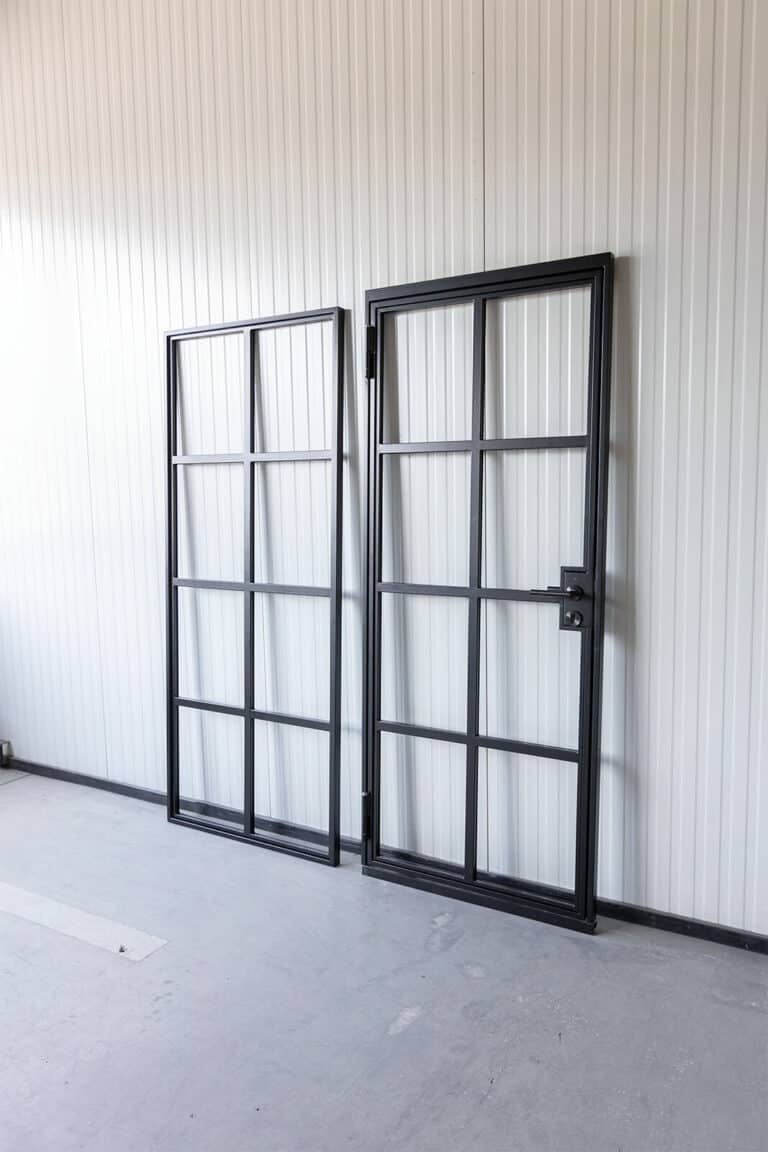 Stahl Meister Loftuer Drehtuer Stahl Loft Tuer Glastrennwand Glastuer Schwarz Lofttueren 826a0944