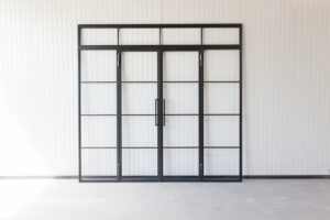 Stahl Meister Stahlmeister Stahl Loft Tuer Glastrennwand Doppeltuer Drehtuer Stahlrahmen Loftdoor Steeldoor Metall Glastuer Windfang Designtuer Img 3314