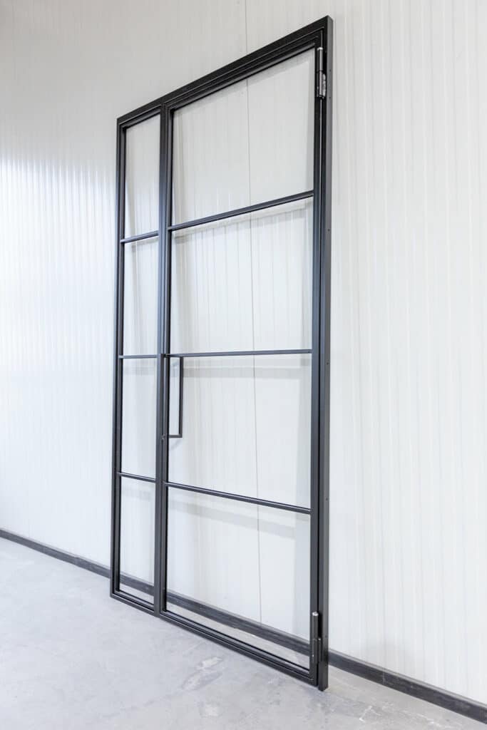 Stahl Meister Lofttuer Loftstahl Windfang Glastrennwand Drehtuer Stahlrahmen Metallrahmen Glastuer Filigran Seitenteil 826a1303