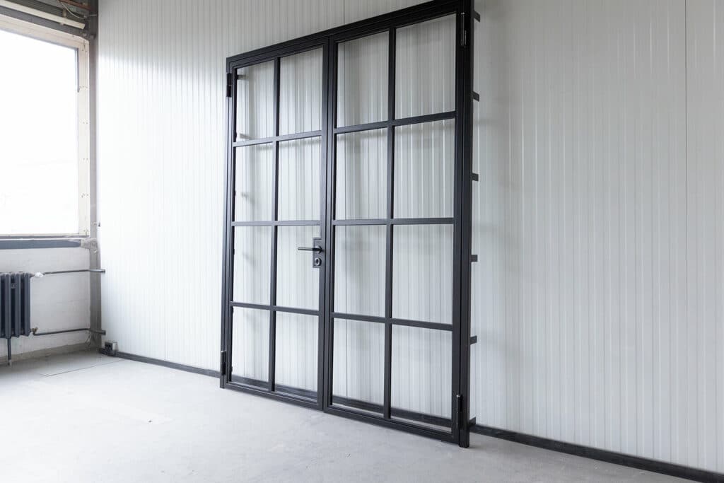 Stahl Meister Lofttuer Stahl Loft Tuer Doppeltuer Bedarfsfluegel Stahlrahmen Glastrennwand Windanf 826a1307