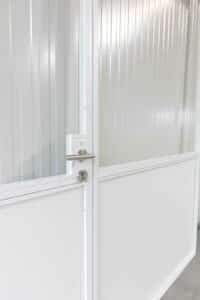 Stahl Meister Stahlmeister Glastrennwand Drehtuer Lofttuer Raumtrenner Loftdoor Stahlrahmen Stahl Loft Tuer Seitenteil Oberlicht Weiss Designtuer Glastuer 826a1364