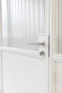 Stahl Meister Stahlmeister Glastrennwand Drehtuer Lofttuer Raumtrenner Loftdoor Stahlrahmen Stahl Loft Tuer Seitenteil Oberlicht Weiss Designtuer Glastuer 826a1365