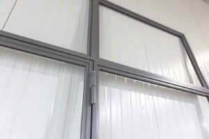 Stahl Meister Stahlmeister Glastrennwand Raumtrenner Drehtuer Lofttuer Stahlrahmen Stahl Loft Tuer Windfang Office Buero Glaswand 826a1375