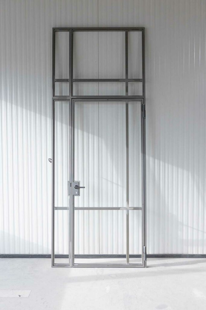 Stahl Meister Stahlmeister Loft Stahl Stahl Loft Tuer Glastrennwand Drehtuer Oberlicht Seitenteil Elektronischer Tueroeffner Transparent Glastuer Windfang Loftdoor 826a1429