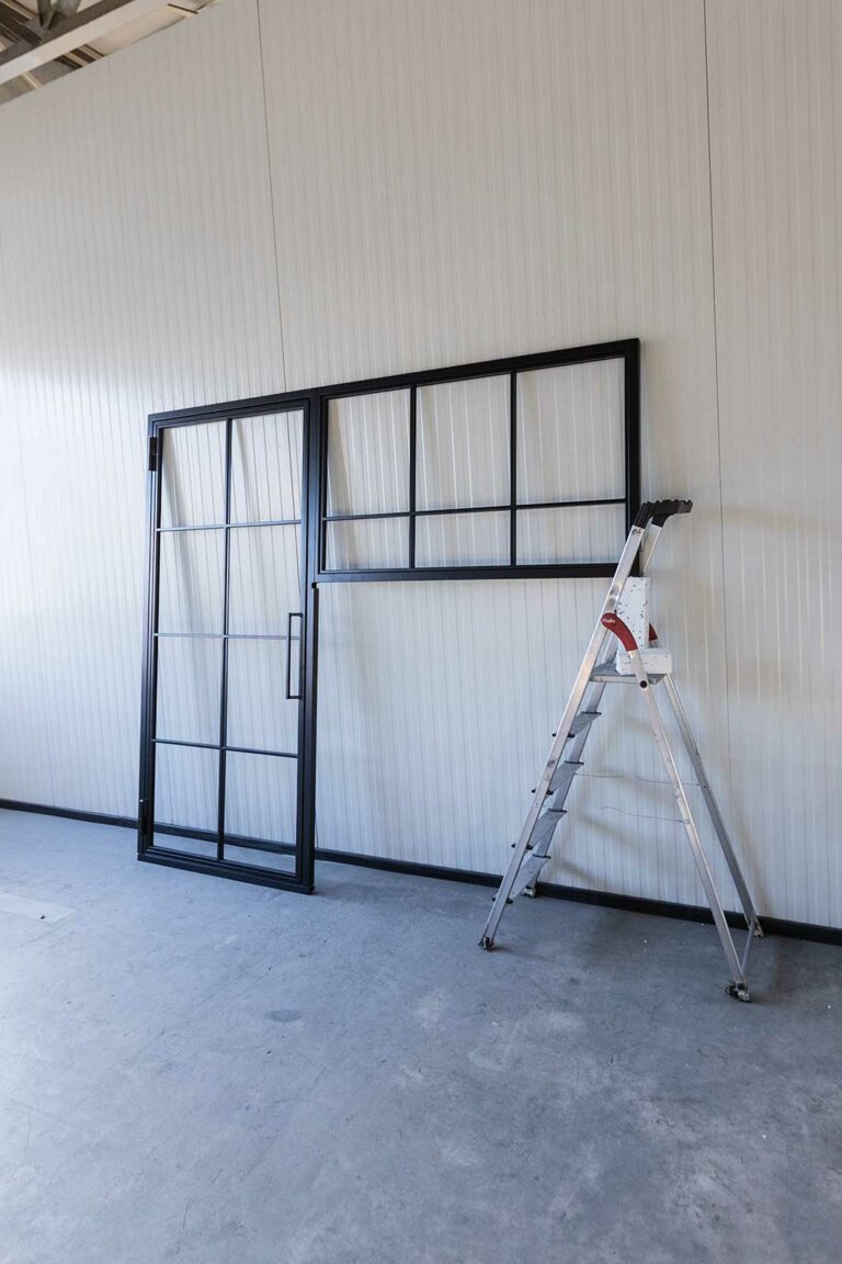 Stahl Meister Stahl Loft Tuer Drehtuer Glastrennwand Seitenteil Auf Sockel Lofttuer 826a1625