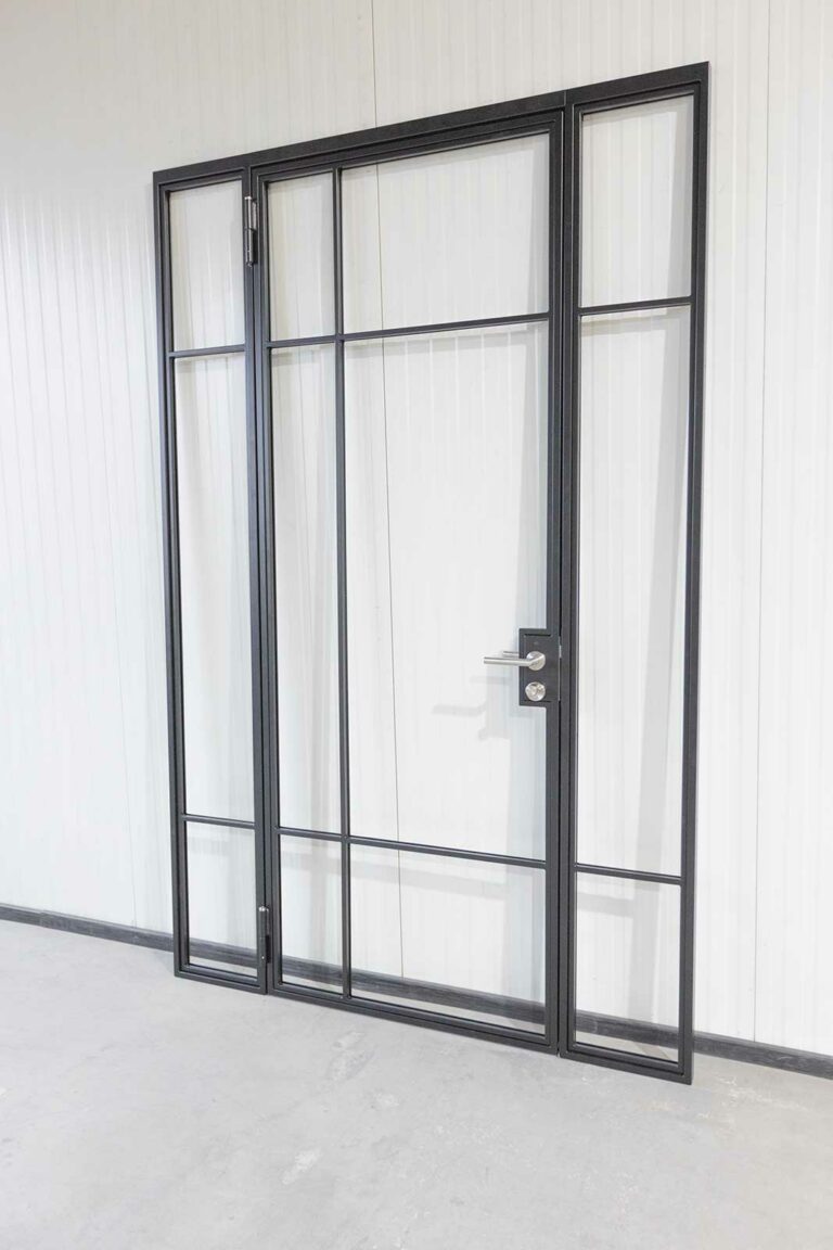 Stahl Meister Stahl Loft Tuer Glastrennwand Drehtuer Schlosskasten Seitenteil Windfang Lofttuer Glastuer 826a1613