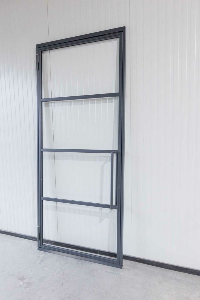 Stahl Meister Stahlmeister Stahl Loft Tuer Drehtuer Designtuer Glastrennwand Windfang Stahltuer Glastuer 826a1533