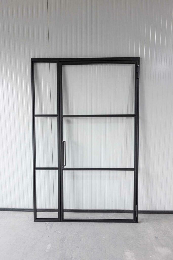 Stahl Meister Stahlmeister Stahl Loft Tuer Drehtuer Glastrennwand Designtuer Windfang Lofttuer Stahlrahmen Glastuer Einzelscheiben 826a1448