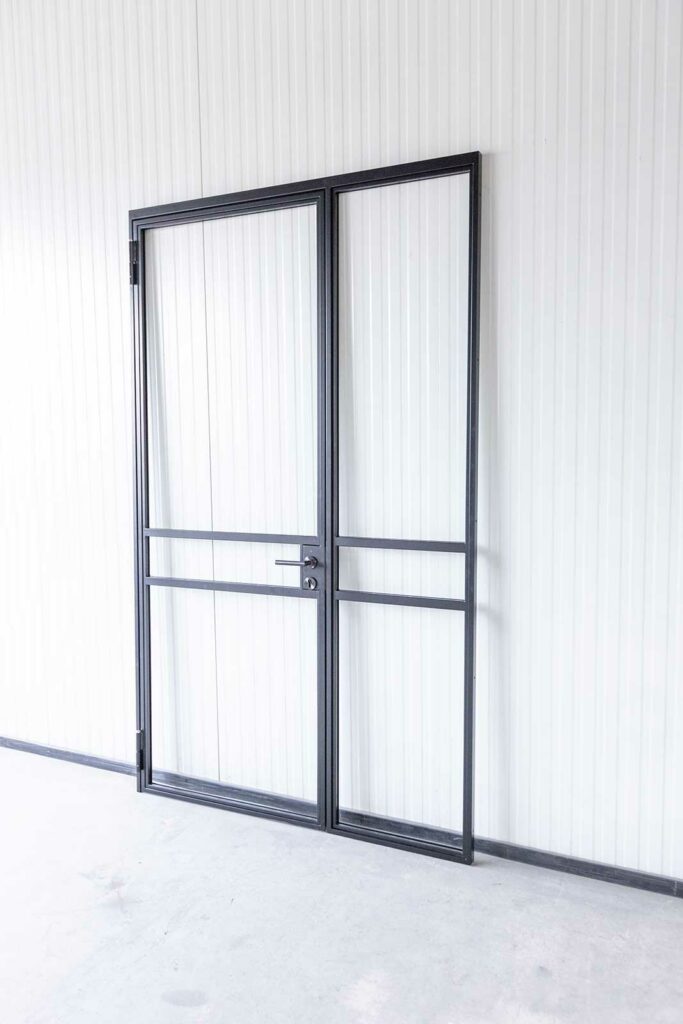 Stahl Meister Stahlmeister Stahl Loft Tuer Glastrennwand Designtuer Stahlrahmen Windfang Drehtuer Schlosskasten Buero Trennwand 826a1521