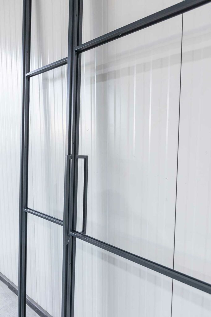 Stahl Meister Stahlmeister Stahl Loft Tuer Glastrennwand Schiebetuer Lofttuer Windfang Designtuer Metallrahmen Stahlrahmen 826a1444