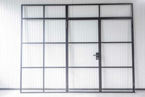 Stahl Meister Stahl Loft Tuer Glastrennwand Designtuer Doppeltuer Oberlicht Drehtuer Seitenteil Bodendichtung Buerotuer 826a2170