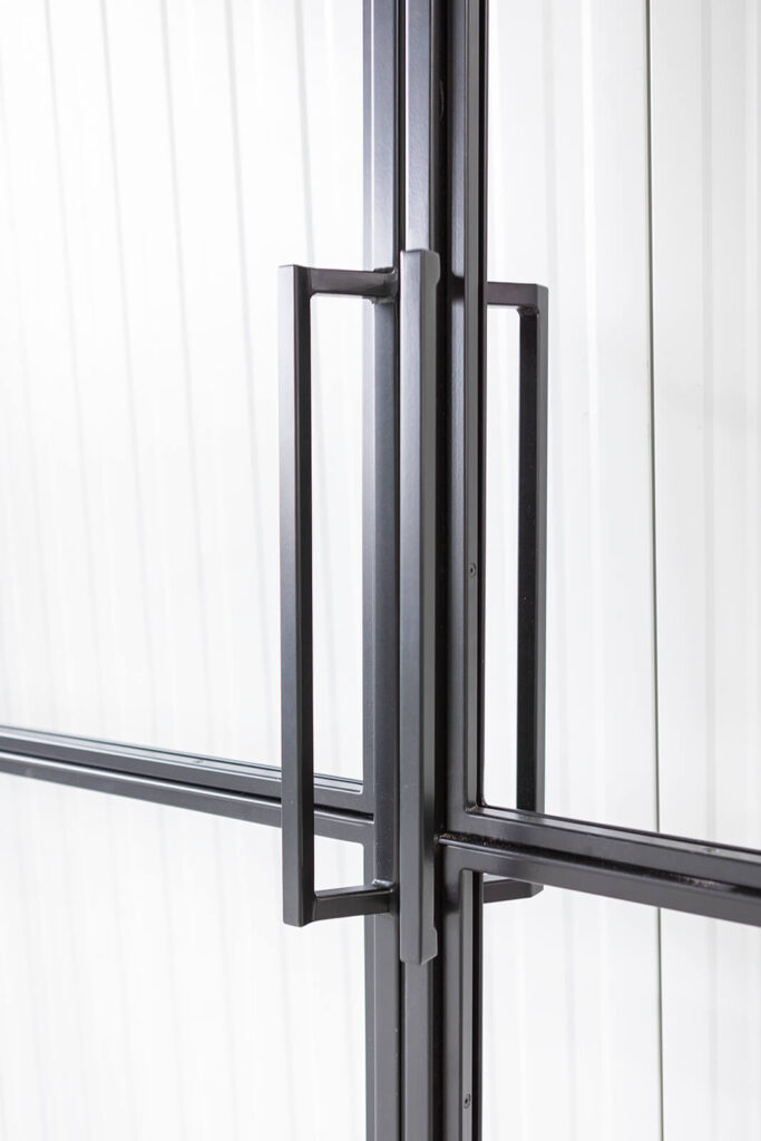Stahl Meister Premium Lofttür, Doppeltür mit Designgriff, individuell und auf Maß angefertigt, Raumtrenner, Lofttüren für Abtrennung Wohnzimmer und Flur, Schallschutz und Wärmedämmung für Büro und Praxis