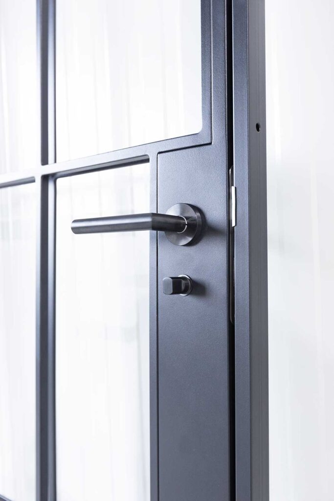 Stahl Meister Premium Lofttür, WC-Tür, Badtür, Lofttüren, WC-Schließer mit Türdrücker, individuell und auf Maß angefertigt, Raumtrenner, Lofttüren für Abtrennung Wohnzimmer und Flur, Schallschutz und Wärmedämmung