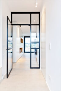 Stahl Meister Premium Lofttür, Windfang als Glastrennwand, Raumtrenner, Lofttüren für Abtrennung Wohnzimmer und Flur, Schallschutz und Wärmedämmung, VSG Sicherheitsglas, Designglas, Metallbau und Lofttüren aus Dessau