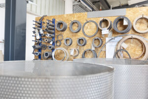 Stahl-Meister Werkhalle Industriefabrik Schneider Werkstatt Arbeit Manufaktur Handarbeit